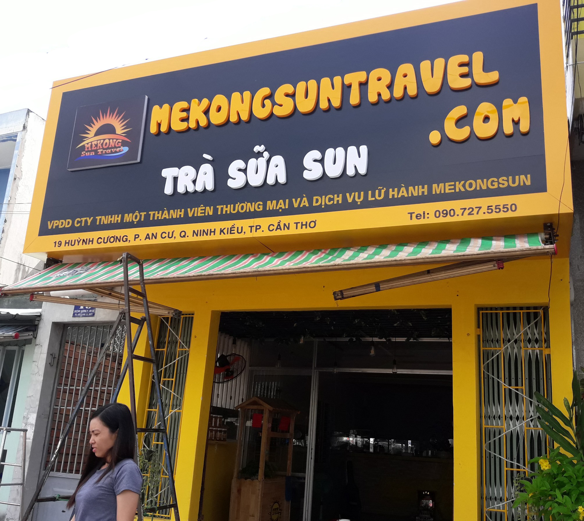 e6f5b8aebb7456250fa098784db30a8557 Bảng hiệu quảng cáo Alu